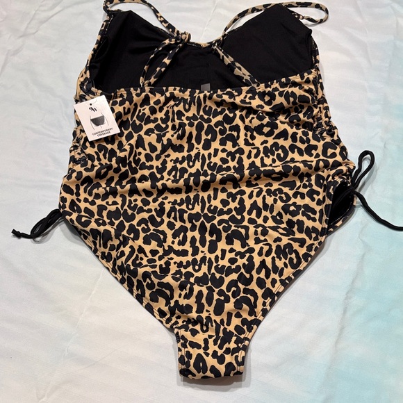 Kensie Animal Print Swimsuit - Picture 3 of 5